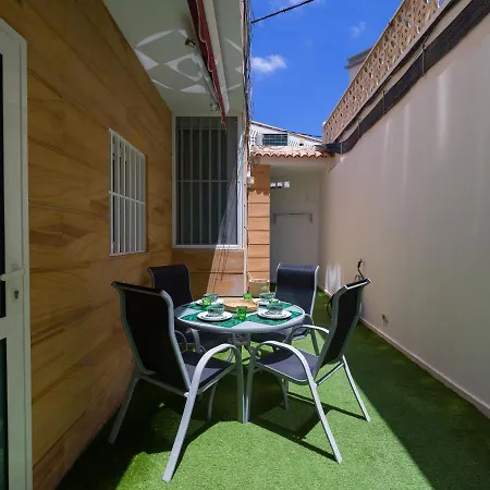아파트 City Family Ciudad Jardin *