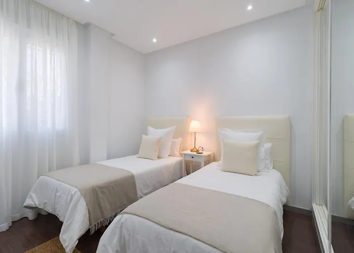 Family Ciudad Jardin *