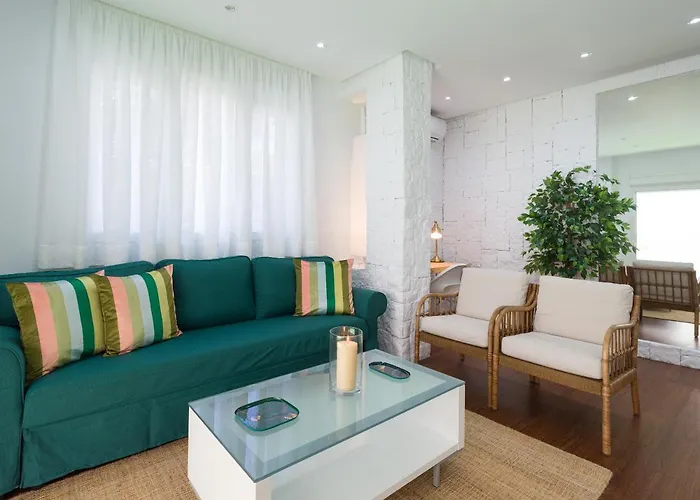 Family Ciudad Jardin Las Palmas / Gran Canaria